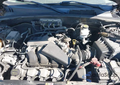 2008 Ford Escape Xlt z USA, uszkodzony, nr VIN 1FMCU03158KC01684